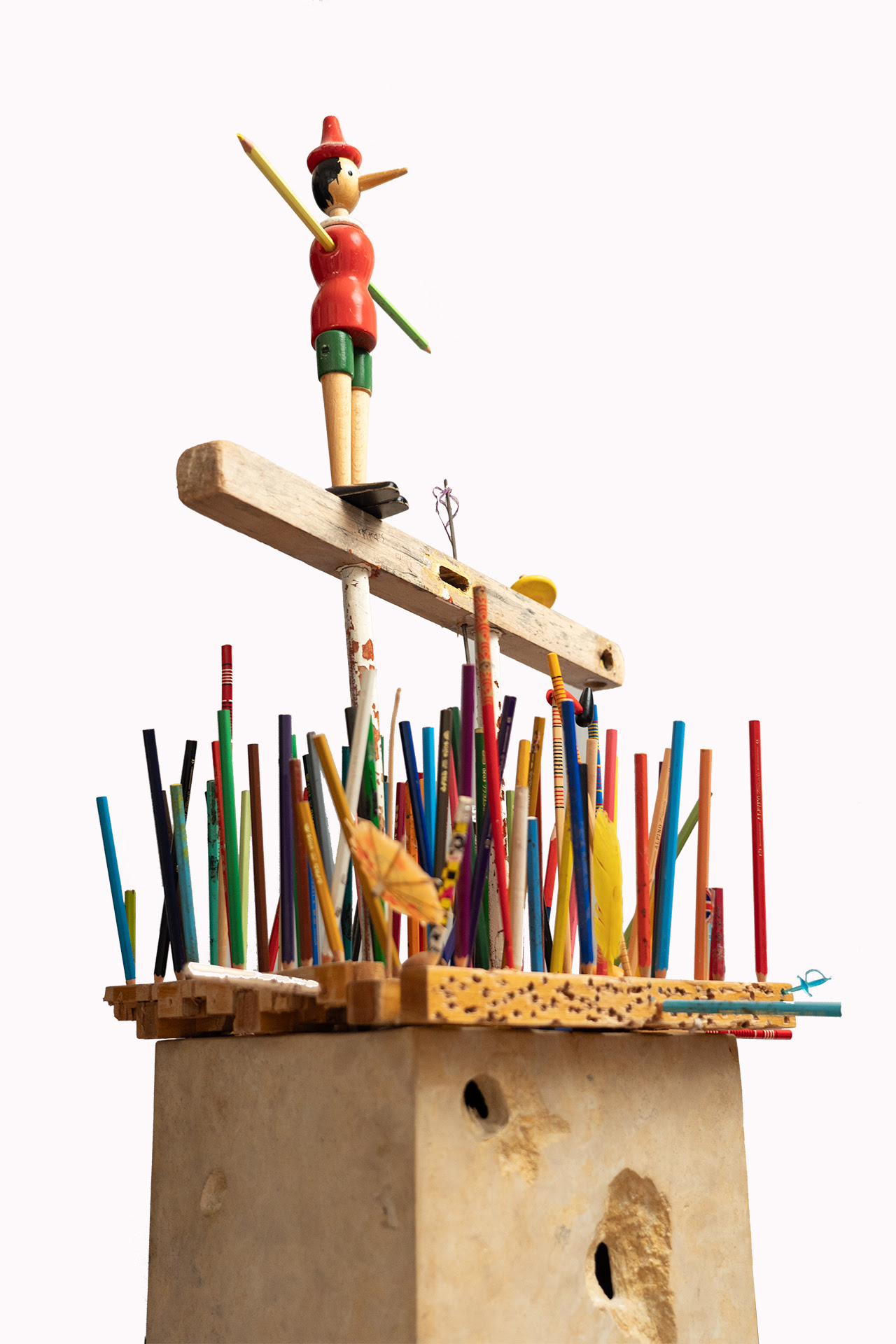 Les Amants de la pleine lune, 170x40x40cm, Painted wood and marble, 2024